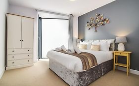 Wharf Birmingham City Apartment